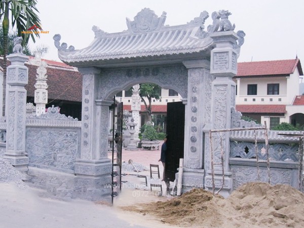  Cổng tam quan đá xanh đen 12