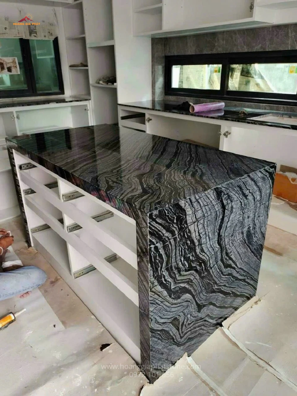 Đá Granite - Mercury Black